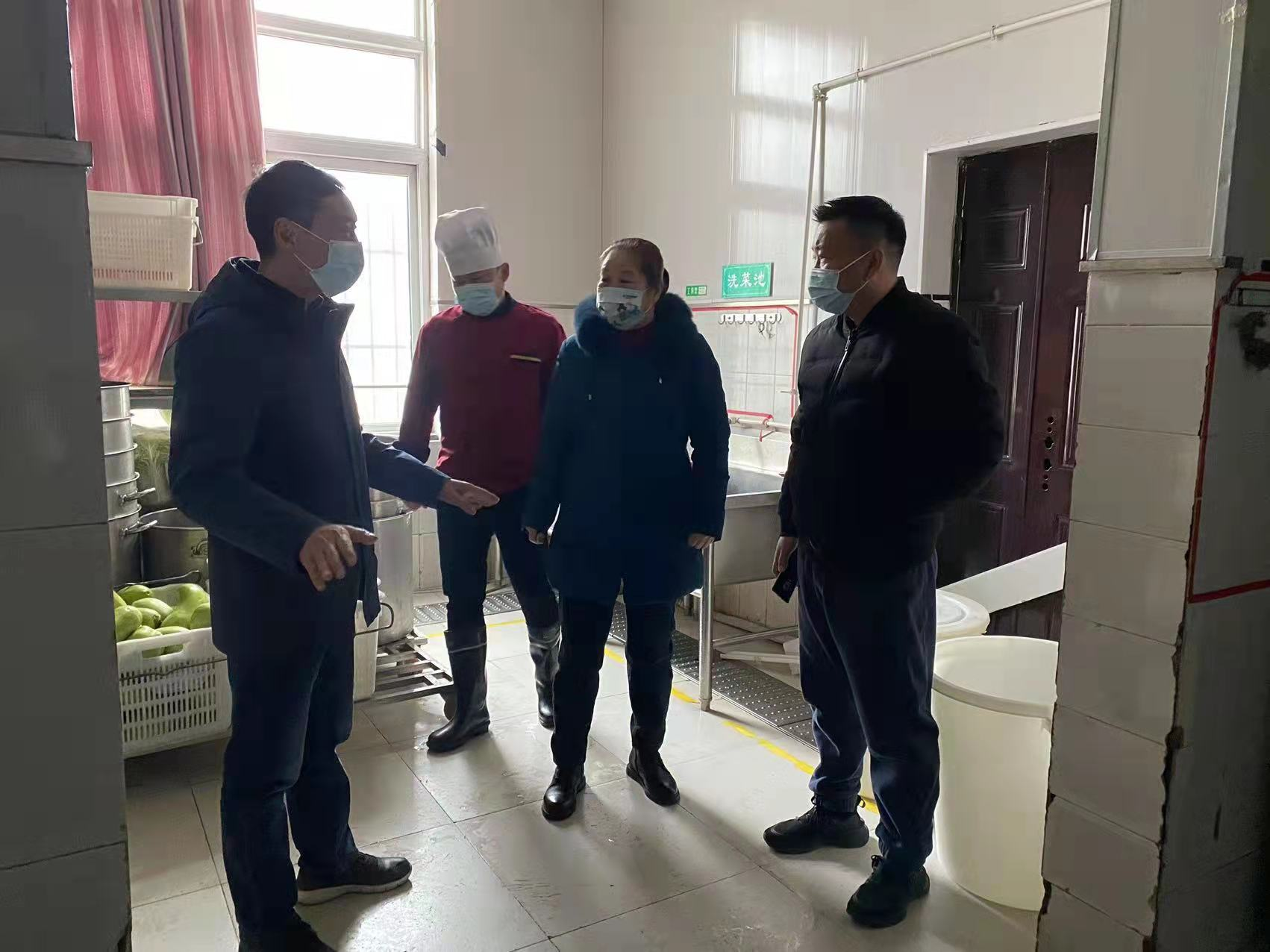 护航春季校园食品安全，北林路所在行动