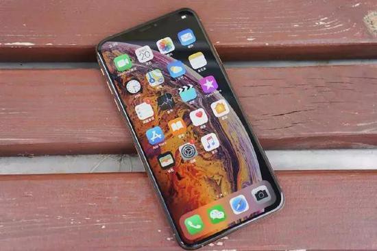 新款苹果销量预冷 国行iPhoneXS Max直降1000元