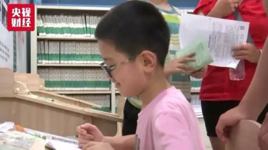 我国儿童青少年近视率居高不下近视康复市场火热 商家年利润或达上百万