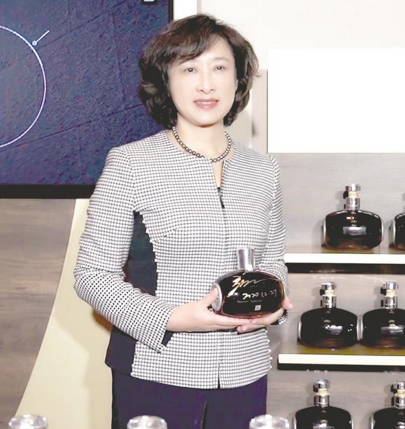 可雅白兰地桶藏30年XO独具东方雅韵,成为中国白兰地的符号记忆