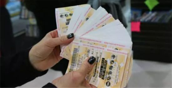 美国的彩票热潮世界蔓延 彩票代购代买的业务,真靠谱吗?