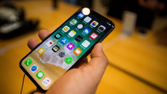 苹果:iPhone X及MacBook Pro故障原因已找到 用户可免费维修