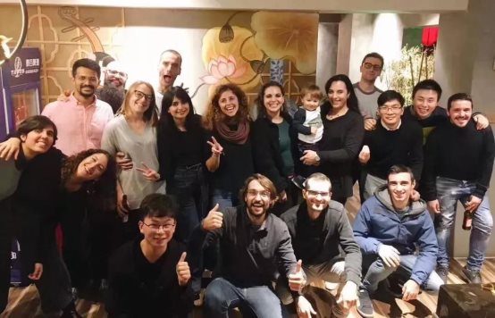 群喜门业签约意大利顶尖设计公司,让设计引领新生活!