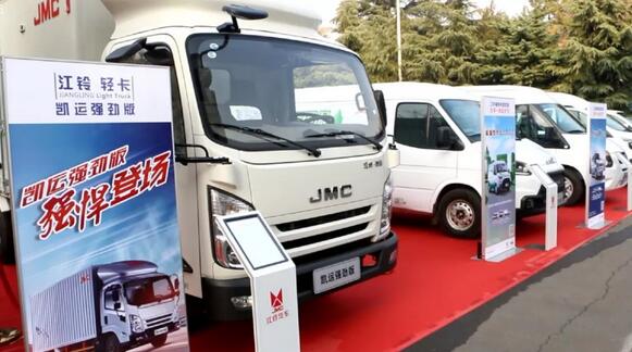 新年伊始换新车,国民轻卡带你赴前程