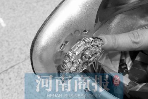 市民花近5000元在专卖店遇维修难 该咋维权