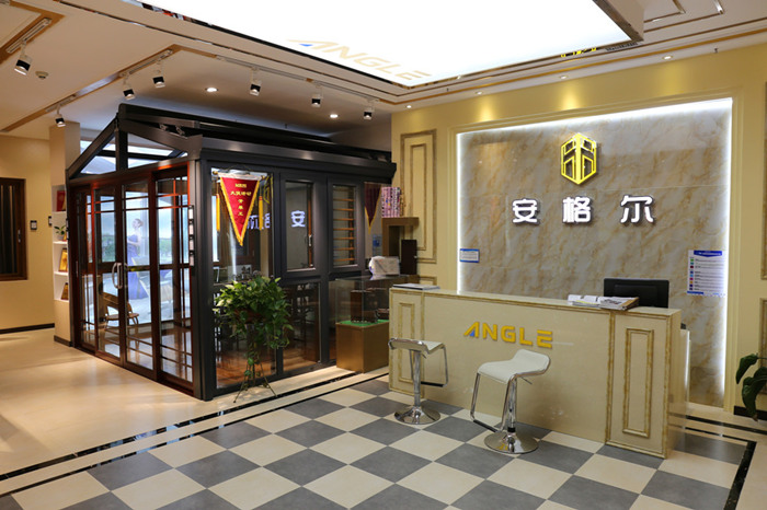 产品品质、服务质量、厂家诚信成就铝合金门窗品牌