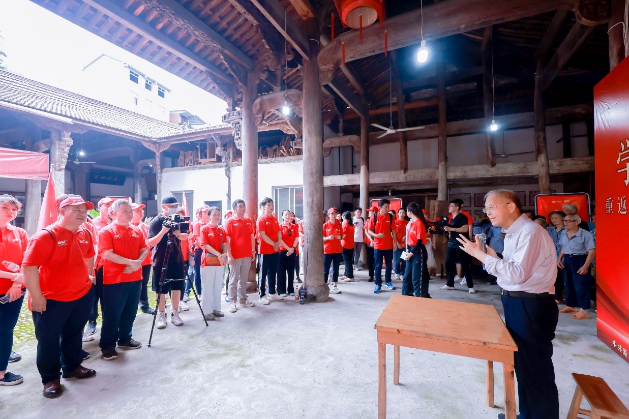 聆听党史故事,重温门板精神:喜临门党建与时代同频共振