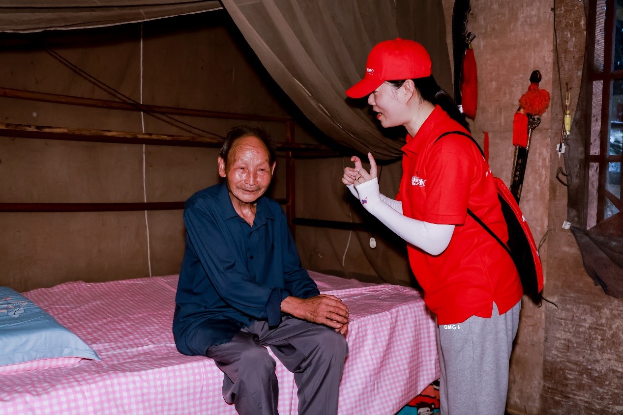 聆听党史故事,重温门板精神:喜临门党建与时代同频共振