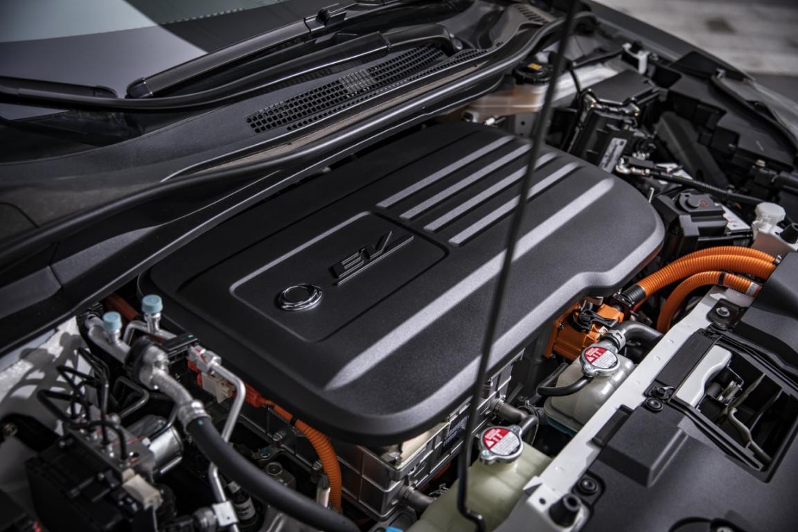 纯电市场竞争升级，合资纯电东风Honda M-NV品质制胜