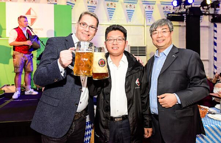 宝沃汽车助阵德国十月啤酒节 演绎德国未眠夜