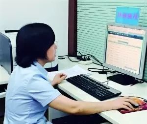 长沙两男子勾结房产中介、税务干部，伪造400多名“刚需”购房者