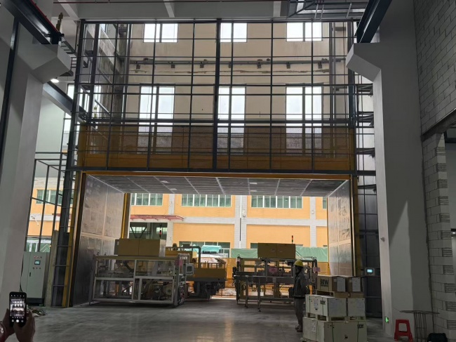 重型升降平台定制:华楠骏业的刚性连接技术解析